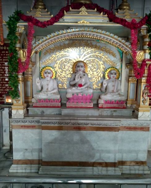 Shri Jindutt Suri Jain Shwetamber Dadawadi, Budhavar Peth, Solapur (Maharashtra) image 6