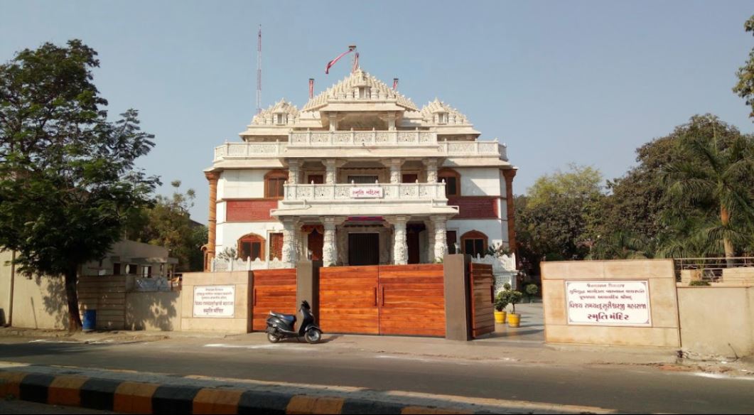 Smruti Mandir Jain Derasar, Ram Nagar, Sabarmati, Ahmedabad (Gujarat) image 1