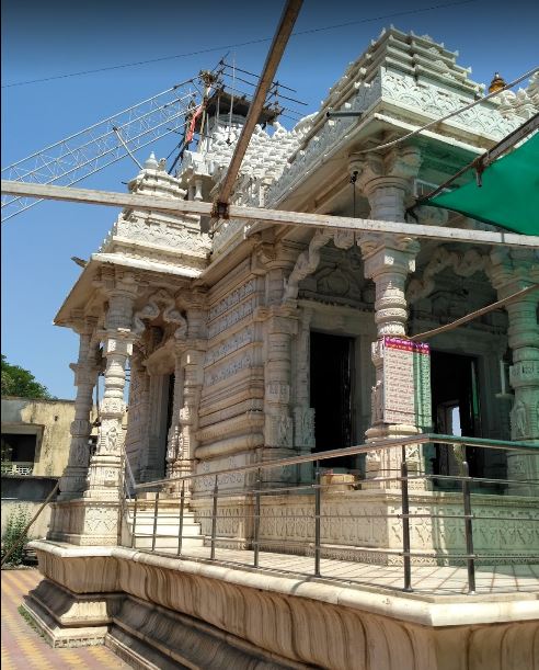 Shri Shantinath Bhagwan Shwetamber Jain Mandir Juni Mill, Murarji Peth, Solapur (Maharashtra) image 2