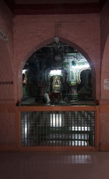 Shri Adinath Maharaj Digamber Jain Mandir, Shukrawar Peth, Guruwar Peth, Solapur (Maharashtra) image 4