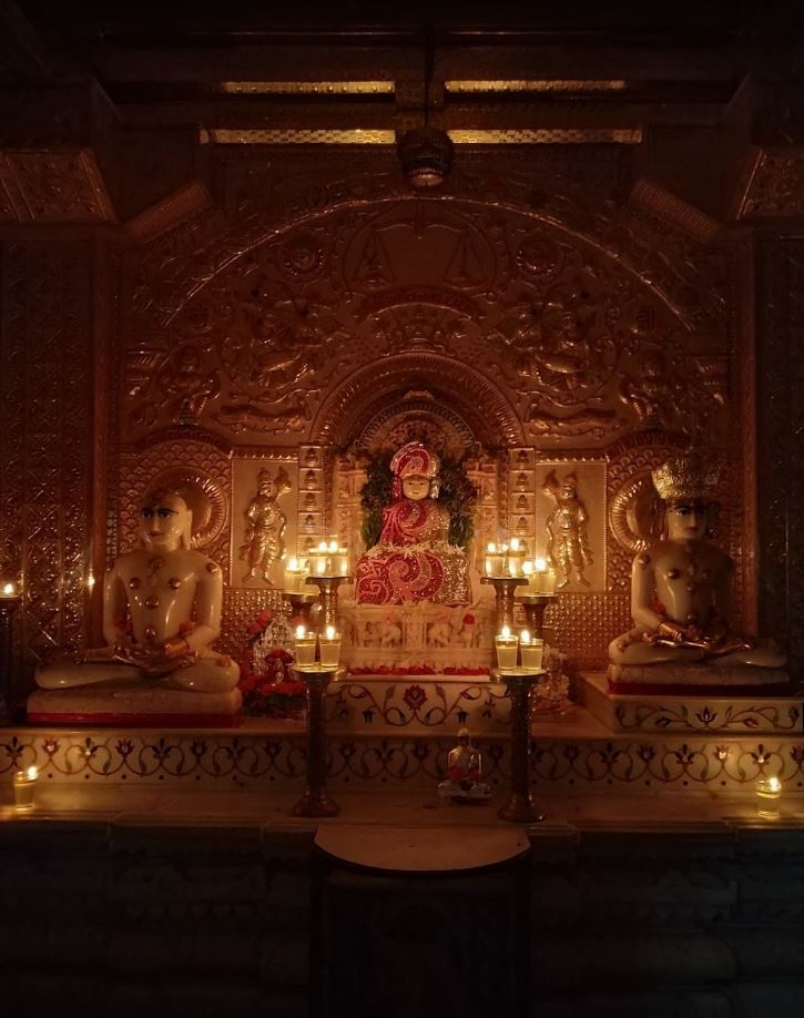 Shri Shantinath Shwetamber Jain Derasar, Bora Bazar Street, Fort, Mumbai (Maharashtra) image 8