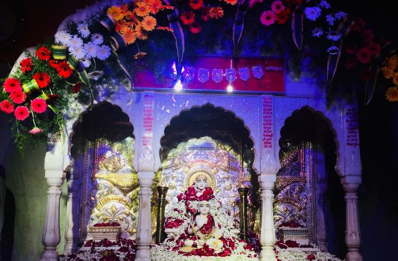Shri Ajitnath Jain Shwetamber Mandir,  Bhaji Mandi, Itwari, District-Nagpur (Maharashtra) image 4
