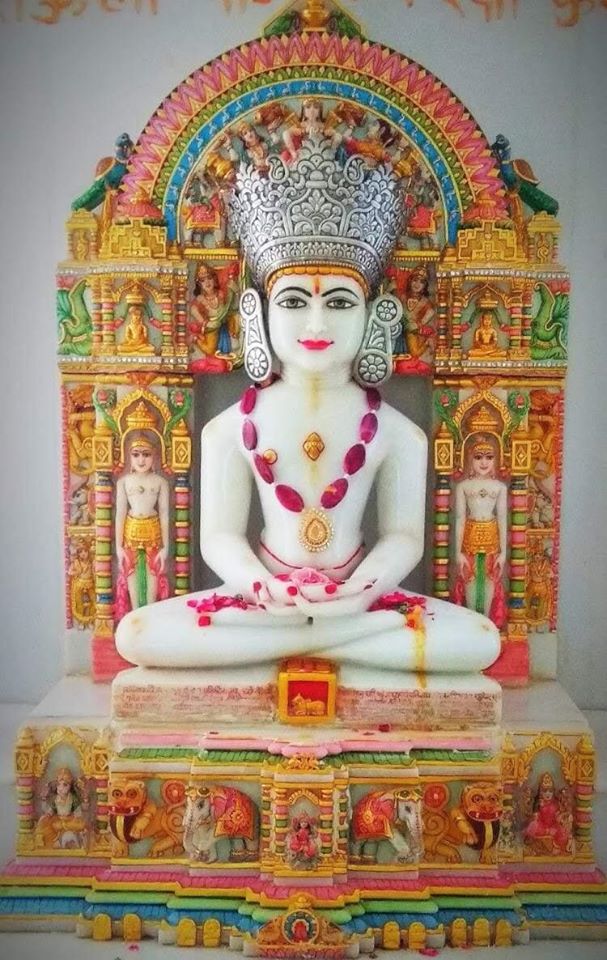 Shri Adinath Bhagwan Jain Ghar Derasar, Nidhaan House, Vile Parle East, Mumbai (Maharashtra) thumbnail 2