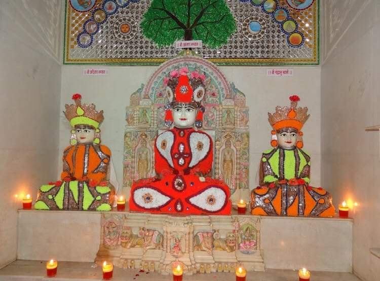 Shree Arnath Jain Jinalay, New Link Rd, Chikoowadi, Borivali West, Mumbai (Maharashtra) thumbnail 2