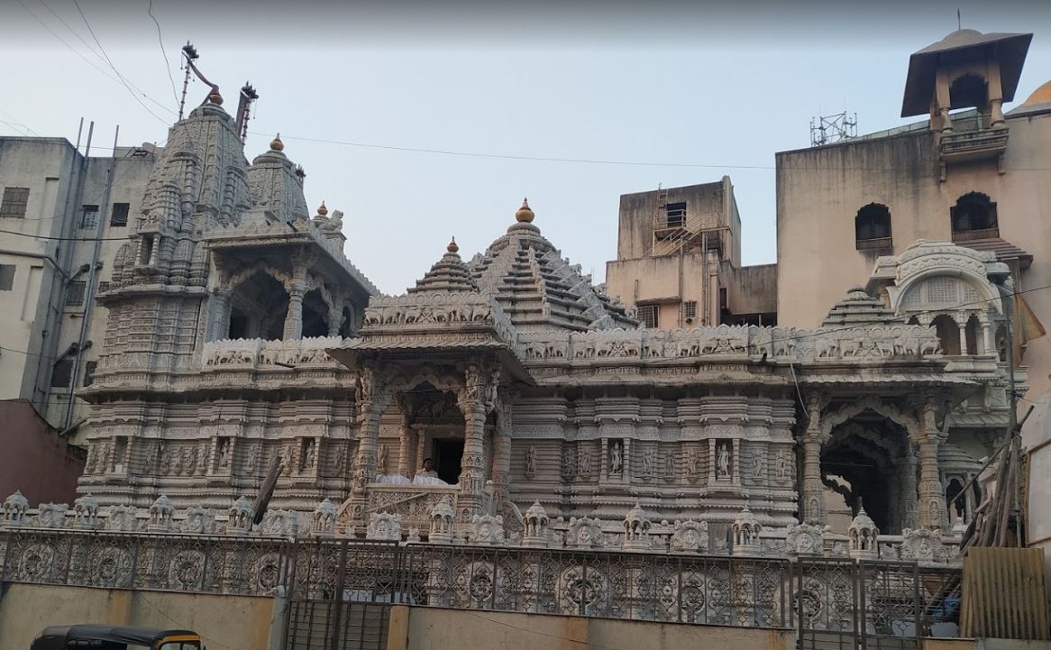 Adeshwar Maharaj Panch Dasha Oswal Sirohiya Gotiwala Temple, Shukrawar Peth, Pune (Maharashtra) image 2
