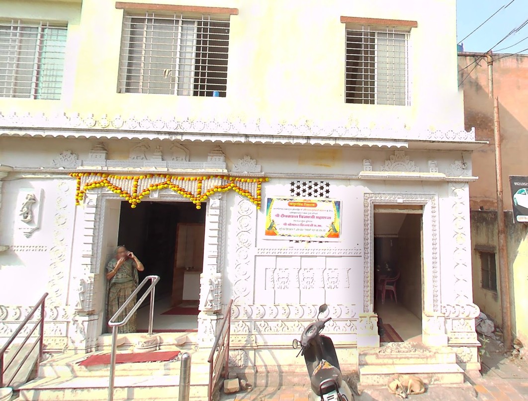 Shri Vasupujya Swami Shwetamber Jain Mandir, Murad Society, Market Yard, Gultekdi, Pune (Maharashtra) main image