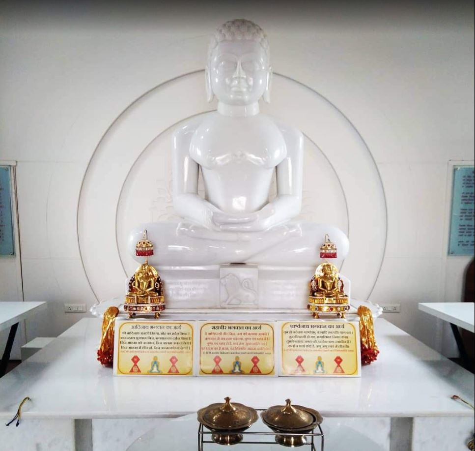 Shri Mahaveer Digamber Jain Mandir,  Veer Vatika, Empress City, Nagpur (Maharashtra) image 2