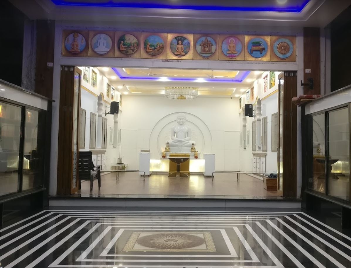 Shri Mahaveer Digamber Jain Mandir,  Veer Vatika, Empress City, Nagpur (Maharashtra) image 4