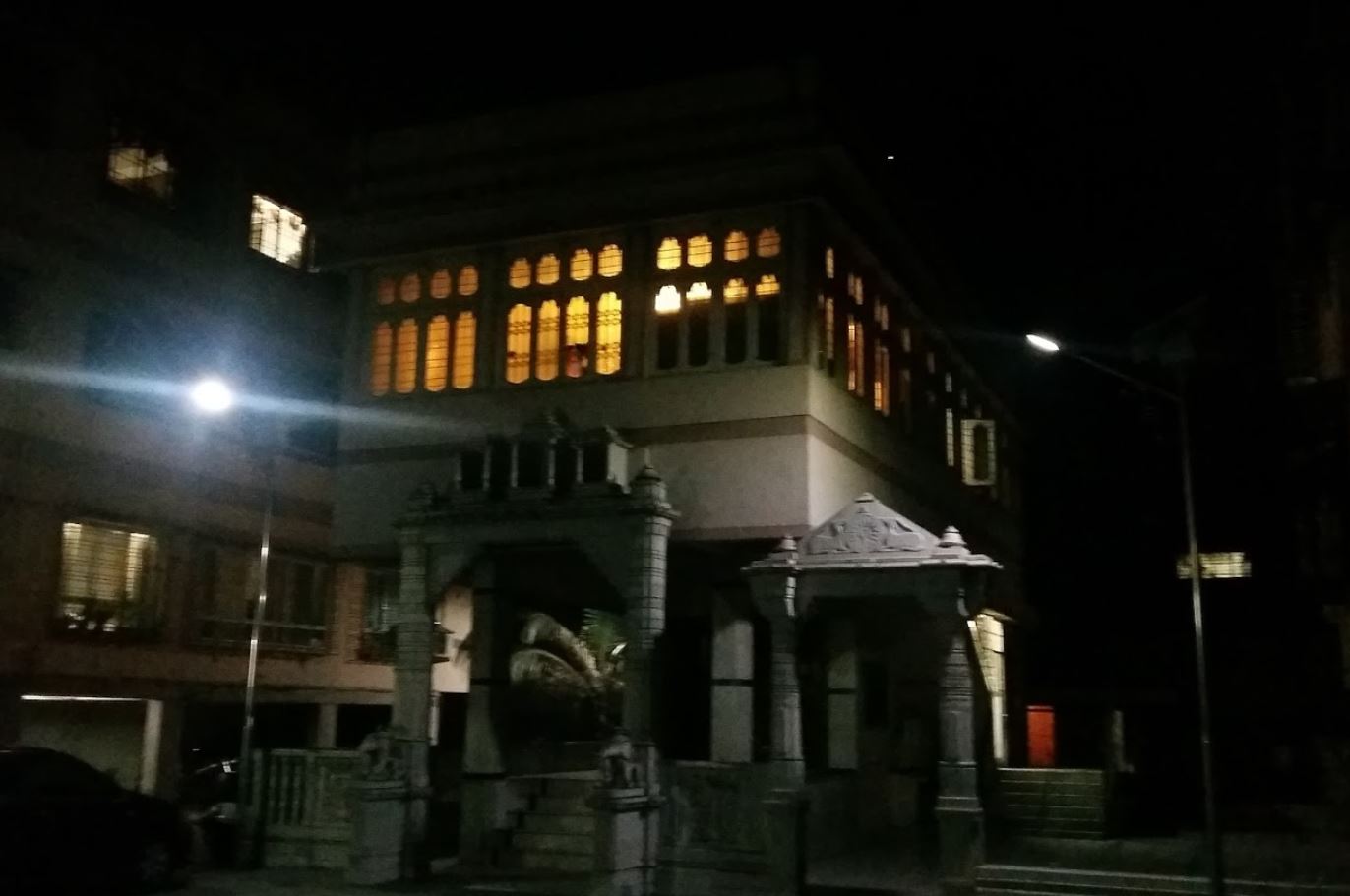 Shri Neminath Bhagwan Jain Swetambar Mandir, Kalyan Society, Shankar Sheth Road,  Pune (Maharashtra) image 2