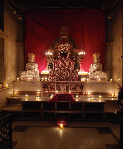 Shri Munisuvrat Swami Jain Derasar, Kandivali West, Mumbai (Maharashtra) image 3