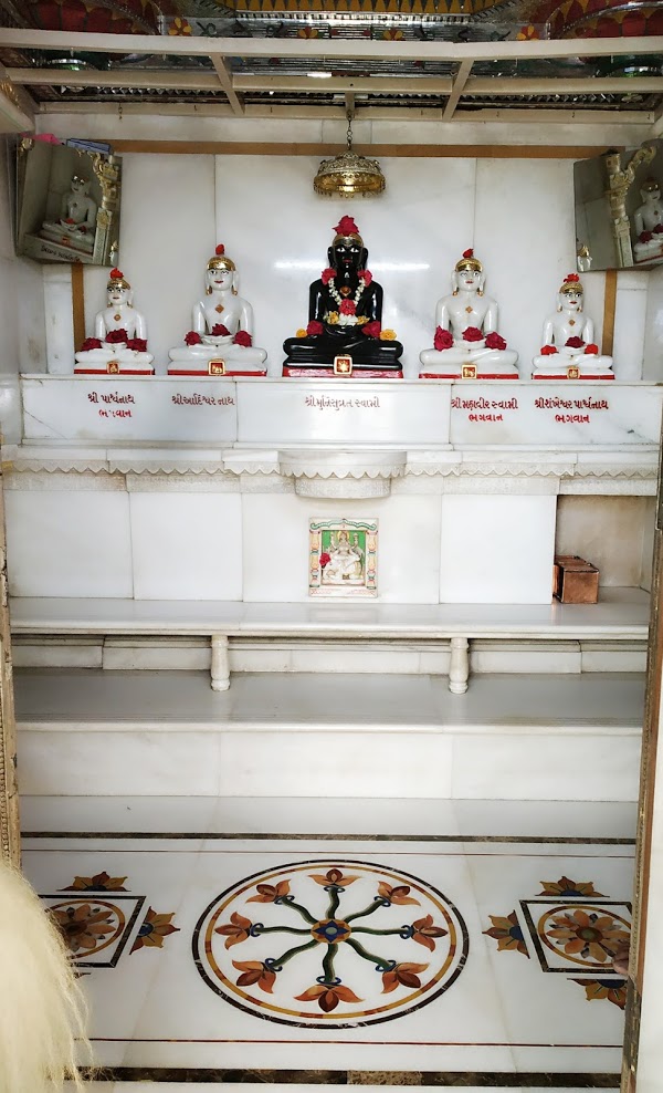 Shri Vasupujya Swami Jain Mandir, Near King Circle Flyover East, Brhmanwada, Matunga,  Mumbai (Maharashtra) image 5