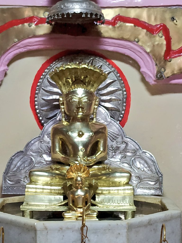 Shri Parshvnath Bhagwan Digamber Jain Mandir, Ganj Peth, Pune (Maharashtra) thumbnail 6