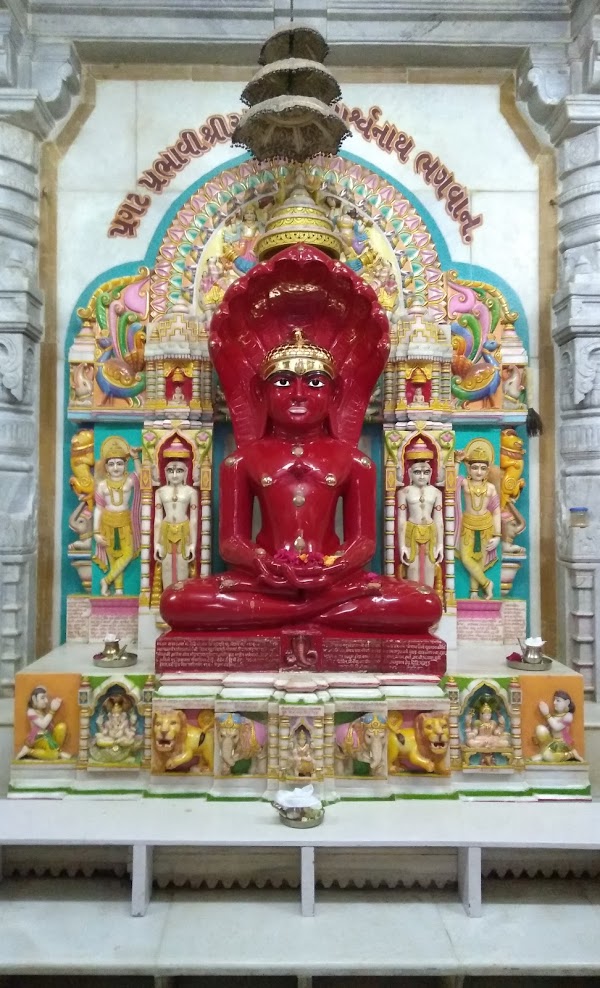 Shri Ratna Chintamani Parshvnath Shwetamber Jain Dersar, Jivdaya Lane, Ghatkopar West, District-Mumbai Suburban (Maharashtra) thumbnail 2
