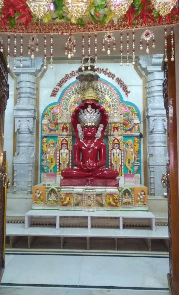 Shri Ratna Chintamani Parshvnath Shwetamber Jain Dersar, Jivdaya Lane, Ghatkopar West, District-Mumbai Suburban (Maharashtra) thumbnail 3