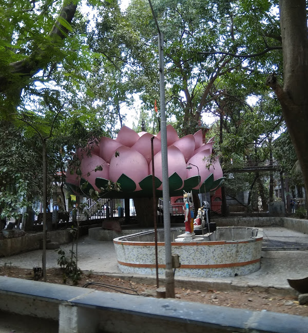 Shri Sarvodaya Parshvnath Shwetamber Jain Mandir, Kirti Vihar, Ghatkopar West, District-Mumbai Suburban (Maharashtra) image 2