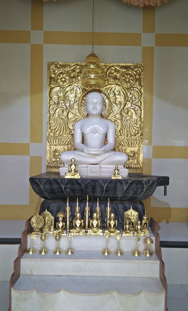 Shri Shantinath Digamber Jain Mandir, Sanmitra Nagar, Ratnagiri (Maharashtra) image 2