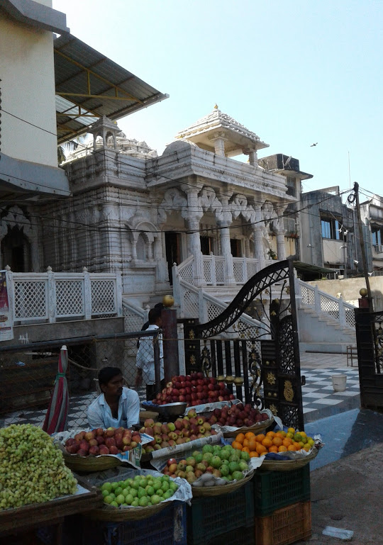 Shri Jain Shwetamber Murtipujak Sangh, Teli Aali, Ratnagiri (Maharashtra) main image