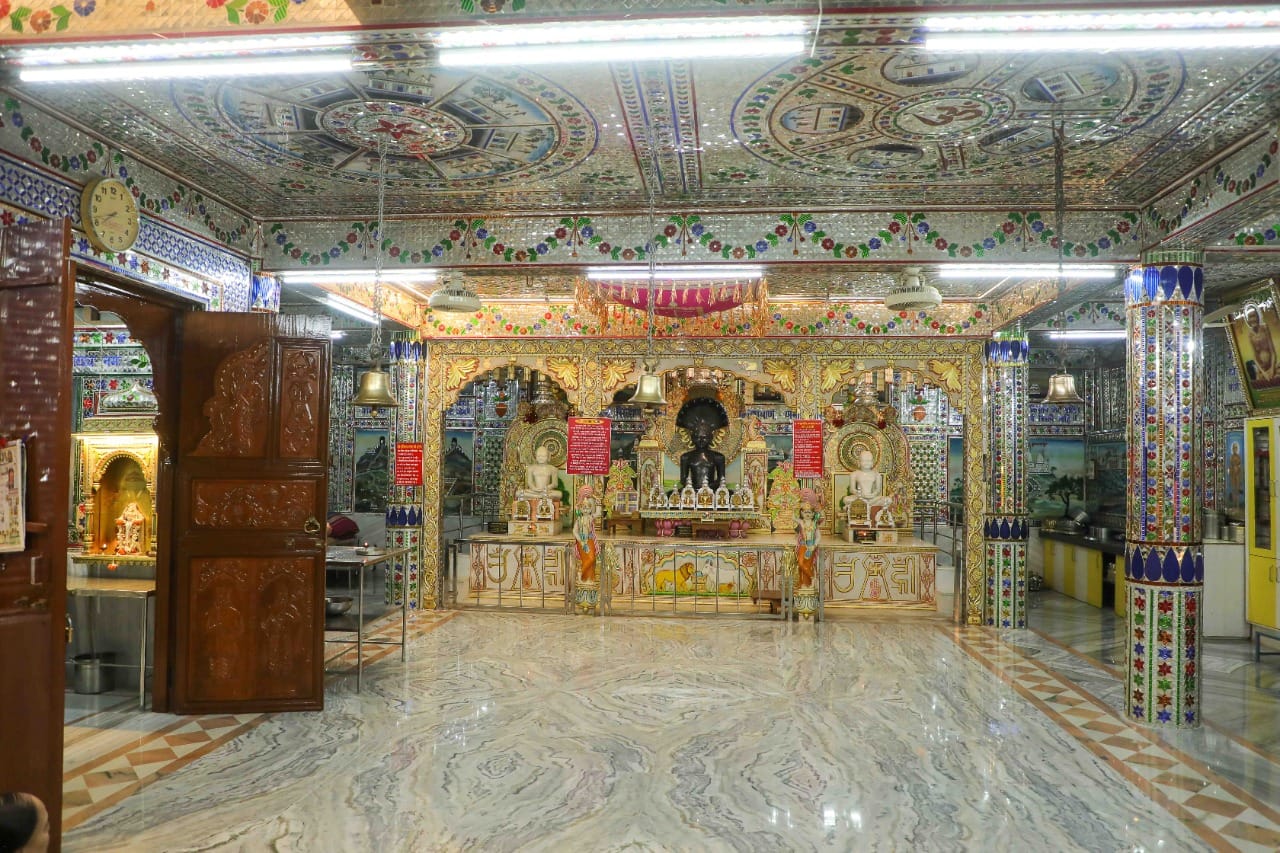 Shri 1008 Parshvnath Digamber Jain Mandir, Kagwade Mala, Ichalkaranji, District - Kolhapur (Maharashtra) image 8