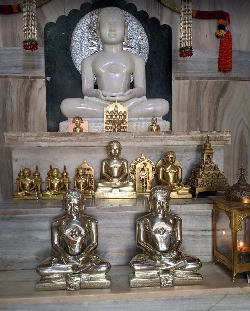 Shri 1008 Adinath Digamber Jain Mandir, Madnaik Mala, Jaysingpur, District - Kolhapur (Maharashtra) image 3