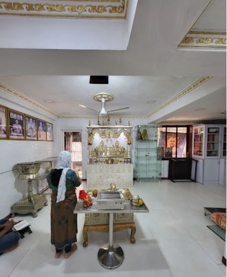 Shri 1008 Shantinath Digamber Jin Chaitalaya, Jijamata Colony, Andheri East, Mumbai (Maharashtra) image 5