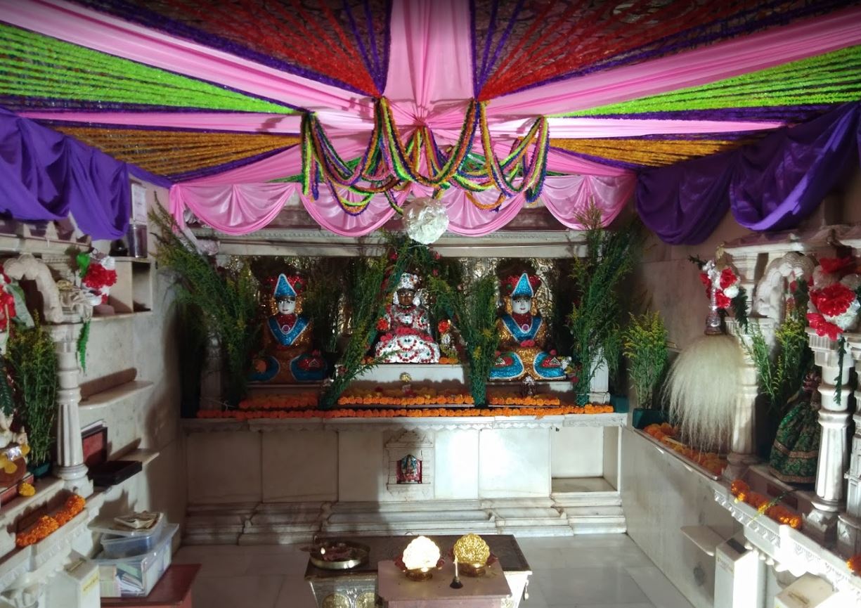 Shri Shankheshwar Parshvnath Jain Mandir, 2, RK Singh Marg, Mogra Pada, Natwar Nagar, Andheri East, Mumbai (Maharashtra) image 1