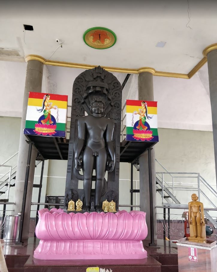 Shri Jhari Parshvnath Digamber Jain Siddha Atishaya Kshetra, Kundal, District - Sangli (Maharashtra) image 2