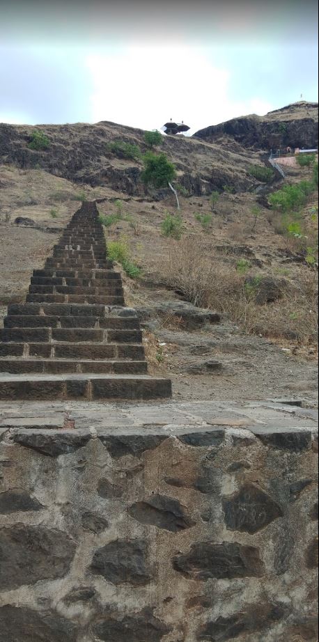 Shri Jhari Parshvnath Digamber Jain Siddha Atishaya Kshetra, Kundal, District - Sangli (Maharashtra) image 5