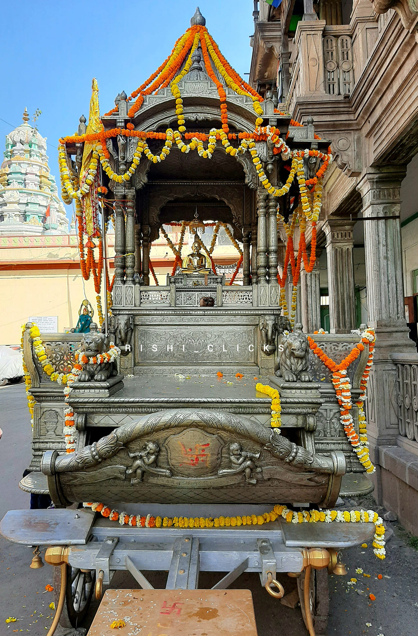 Shri 1008 Chandraprabhu Digamber Jain Mandir, Police Lines, Phaltan, District - Satara (Maharashtra) thumbnail 5