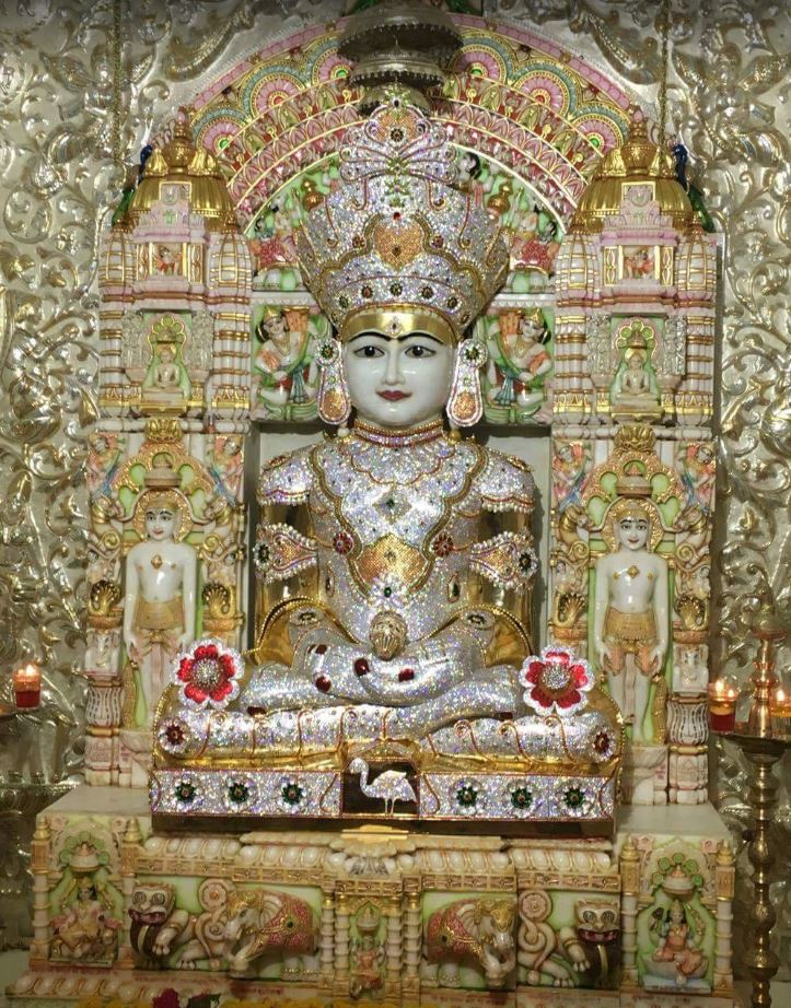 Shri Sumatinath Shwetamber Jain Mandir, Guruwar Peth, Karad, District - Satara (Maharashtra) image 1