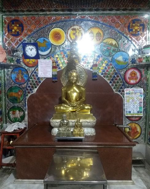 Shri 1008 Bhagwan Parshvnath Digamber Jain Mandir, Sawe Wadi, Latur (Maharashtra) image 4