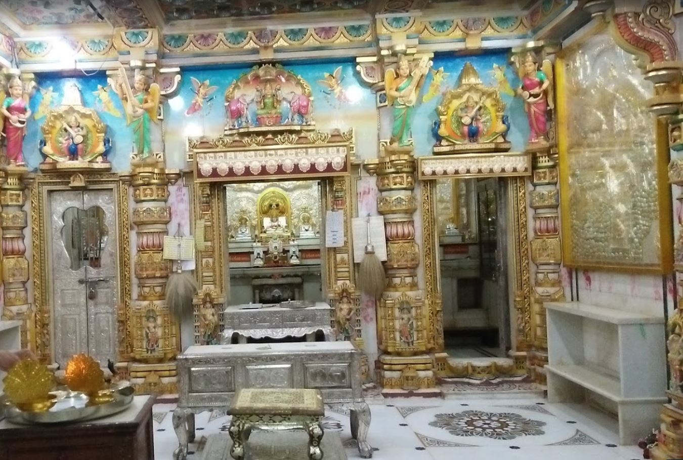 Shri Suparshvnath Jain Mandir, Krishanaraj Society, Walkeshwar, Malabar Hill, Mumbai (Maharashtra) image 1