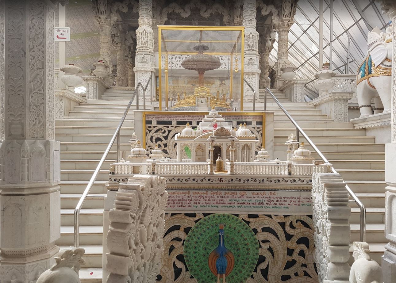 Babu Amichand Panalal Adishwarji Jain Mandir, Walkeshwar, Malabar Hill, Mumbai (Maharashtra) image 4