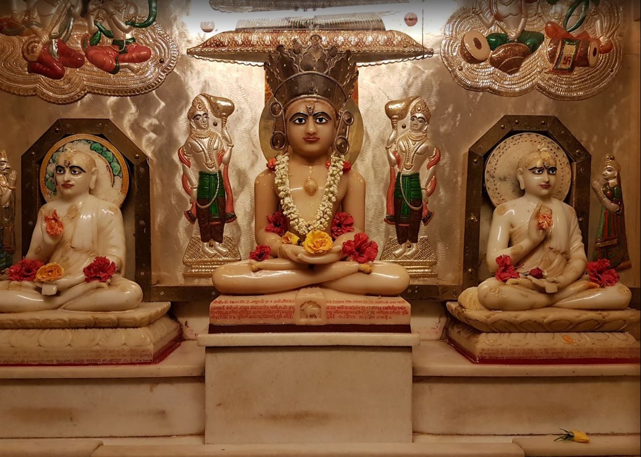 Babu Amichand Panalal Adishwarji Jain Mandir, Walkeshwar, Malabar Hill, Mumbai (Maharashtra) image 7