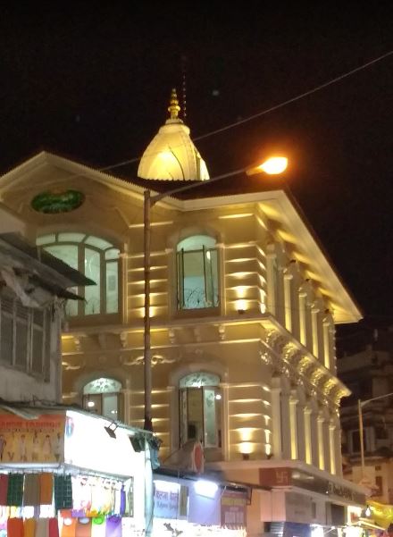 Shri 1008 Chandraprabh Digamber Jain Mandir, Bhuleshwar Road, Fanas Wadi, Kalbadevi, Mumbai (Maharashtra) image 3