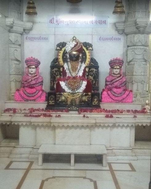 Shri Shantinath Bhagwan Shwetamber Jain Mandir, Matanpur Nagar, Malad (East), Mumbai (Maharashtra) image 3