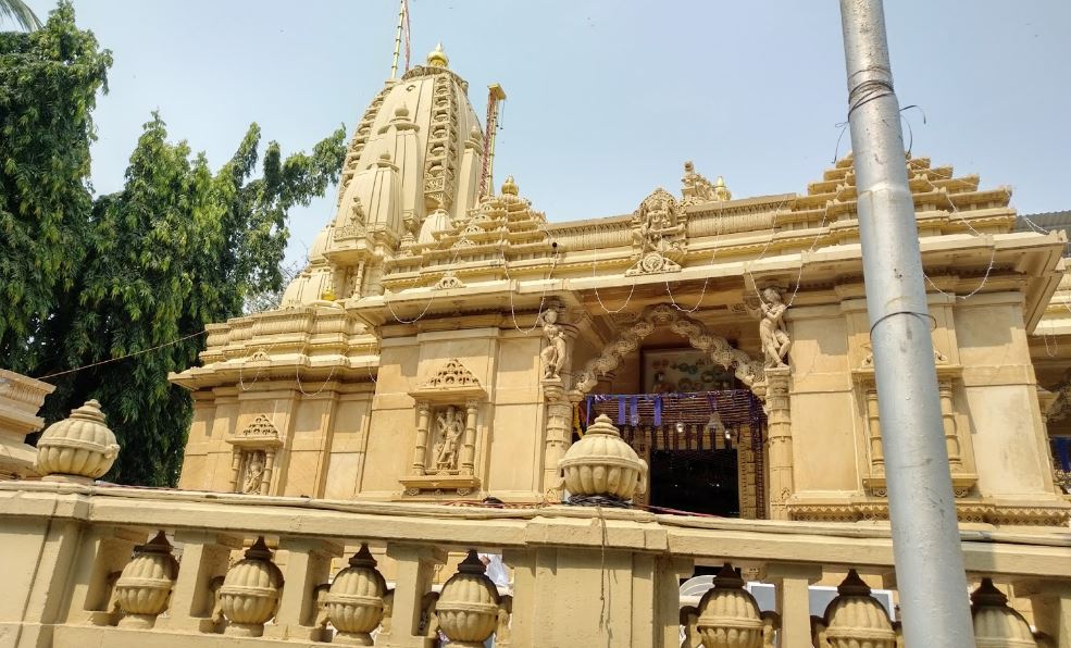 Shri Chandraprabhu Swami Jain Mandir, South Pond Road, Vile Parle West, District-Mumbai Suburban (Maharashtra) image 1