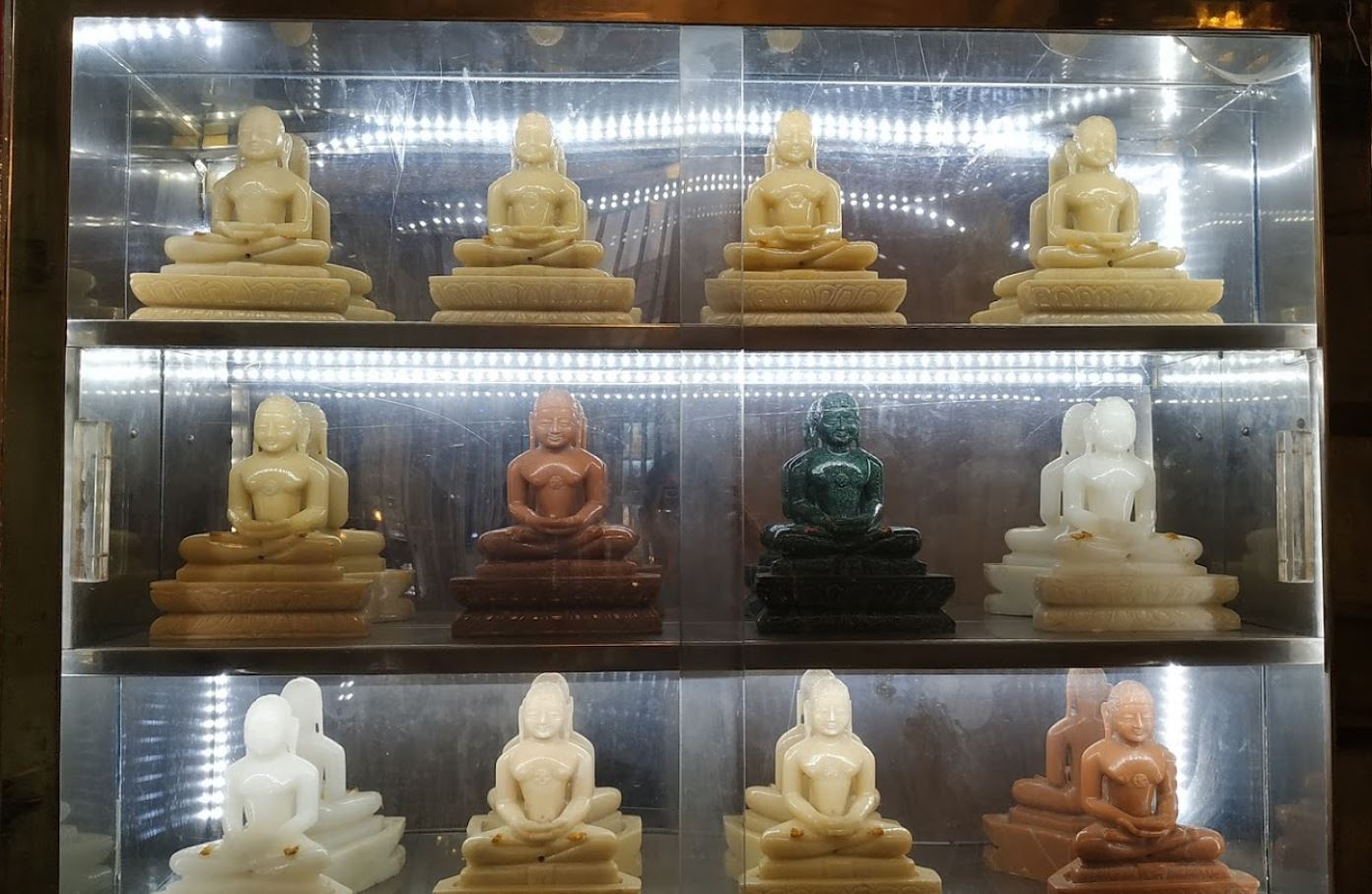 Shri 1008 Adinath Bahubali Digamber Jain Mandir, Pai Nagar, Borivali West, District-Mumbai Suburban (Maharashtra) image 6