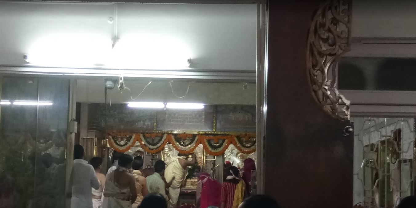 Shri Adinath Bhagwan Jain Derasar, Shri Nagar Vasahat Marg, Goregaon West, District-Mumbai Suburban (Maharashtra) image 1