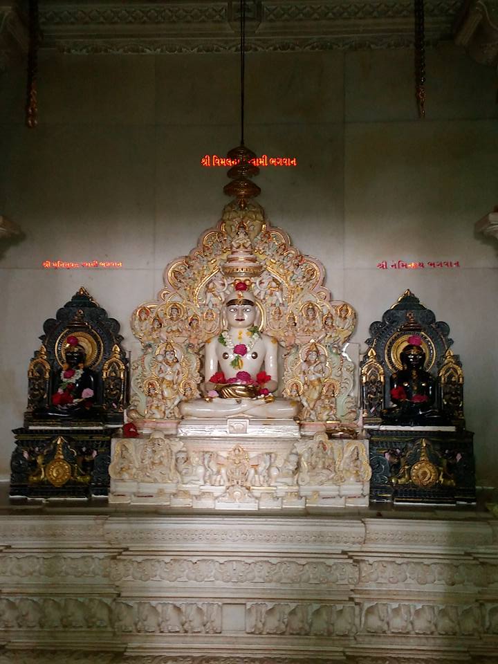 Shri Mahaveer Swami Shwetamber Jain Derasar, (Motisha Lalbaug Jain Temple), C P Tank Road, Bhuleshwar, Mumbai (Maharashtra) image 10