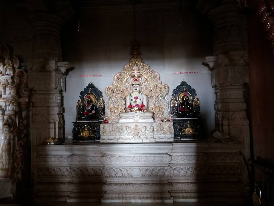 Shri Mahaveer Swami Shwetamber Jain Derasar, (Motisha Lalbaug Jain Temple), C P Tank Road, Bhuleshwar, Mumbai (Maharashtra) image 14