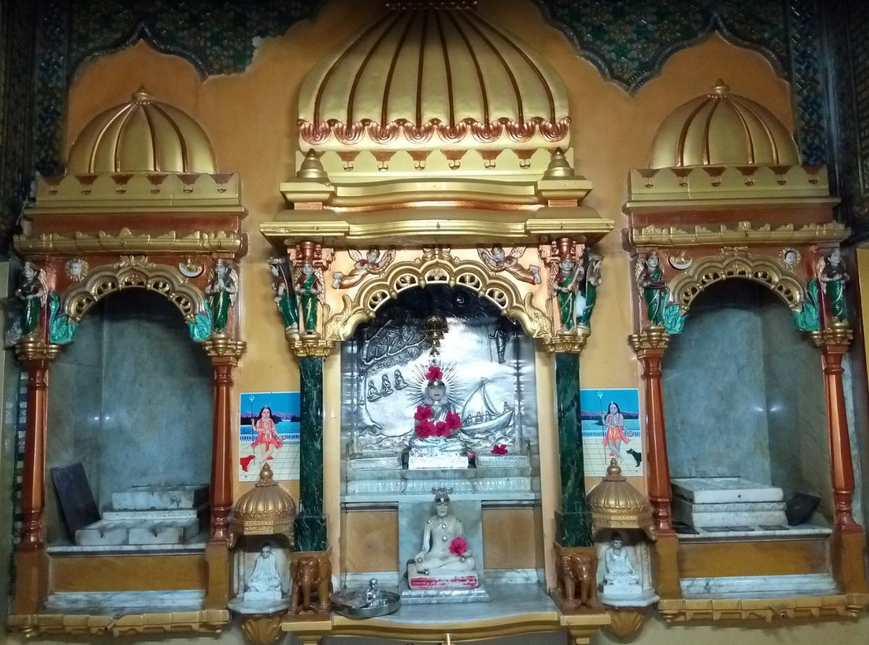 Shri Mahaveer Swami Jain Derasar, Kalba Devi Road, Pydhonie, Bhuleshwar, Mumbai (Maharashtra) image 6