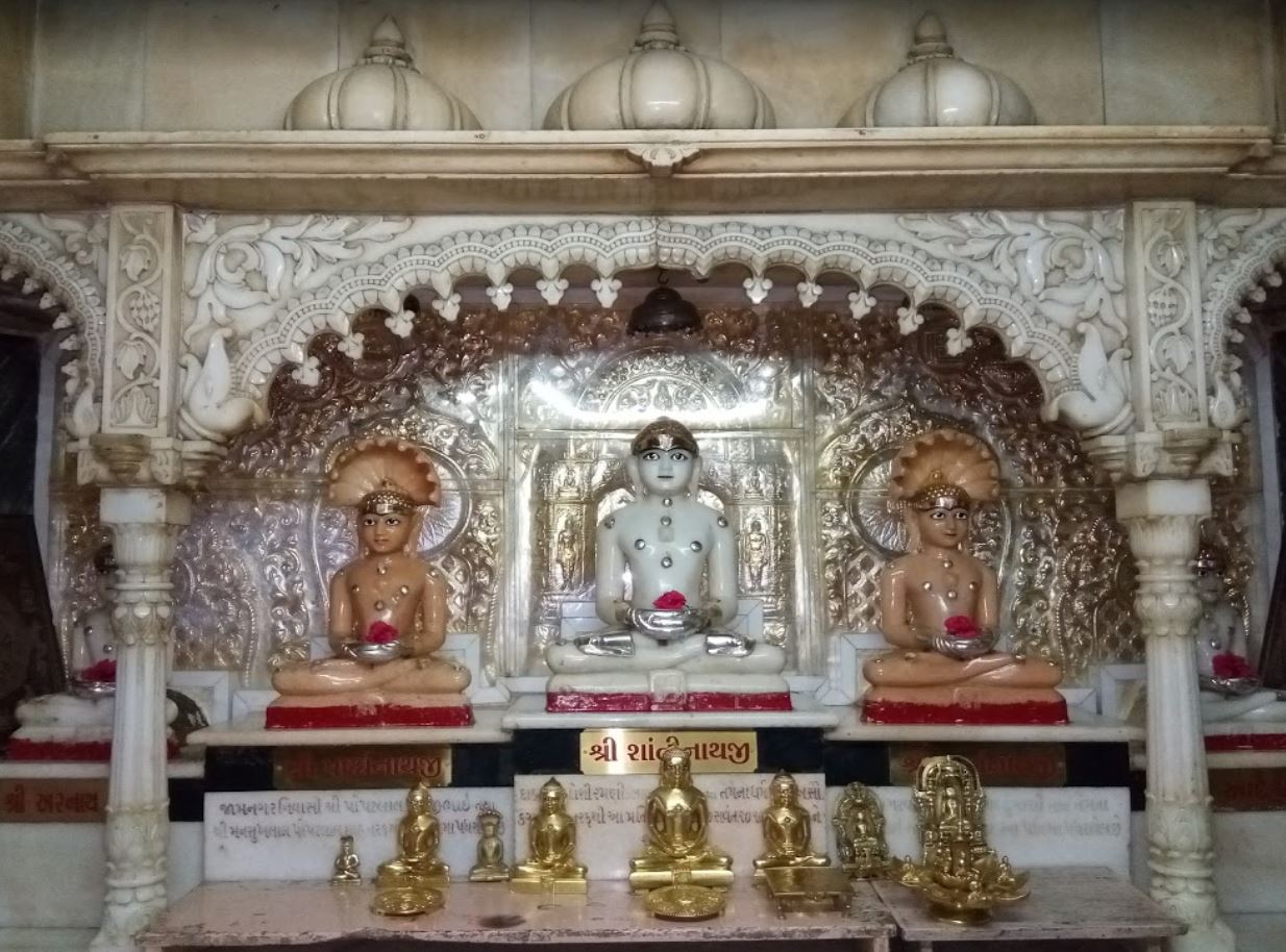 Shri Mahaveer Swami Jain Derasar, Kalba Devi Road, Pydhonie, Bhuleshwar, Mumbai (Maharashtra) image 8