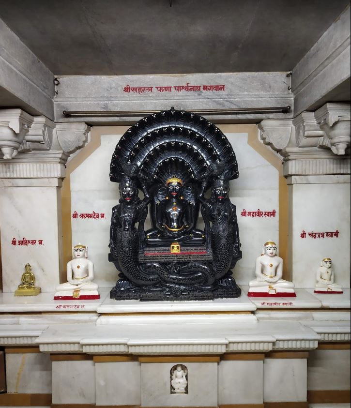Shri Adeshwar Ji Jain Mandir, Vijay Vallabh Chowk, Pydhonie, Bhuleshwar, Mumbai (Maharashtra) image 7