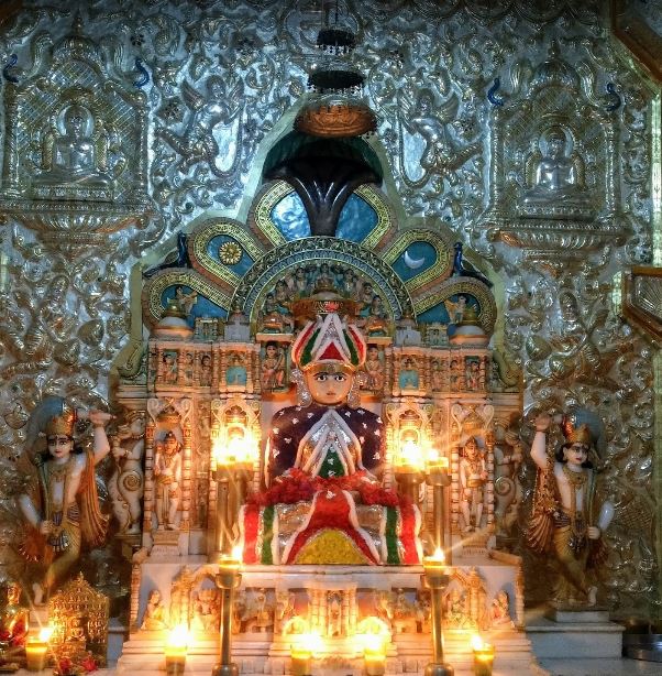 Shri Naminath Maharaj Jain Derasar, Ibrahim Rehmatullah Road, Pydhonie, Bhuleshwar, Mumbai (Maharashtra) image 4