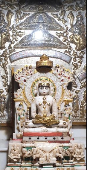 Shri Shantinath Maharaj Jain Derasar, Ibrahim Rehmatullah Road, Pydhonie, Bhuleshwar, Mumbai (Maharashtra) image 3