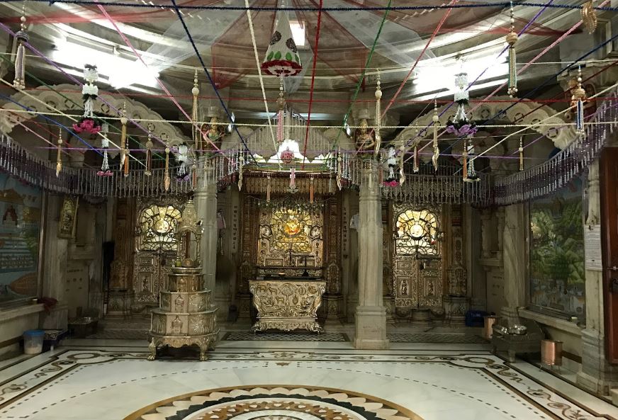 Shri Shankeshwar Parshvnath Shwetamber Jain Mandir, Swadeshi Mills Road, Tadwadi, Chunabhatti, Sion, Mumbai (Maharashtra) image 2