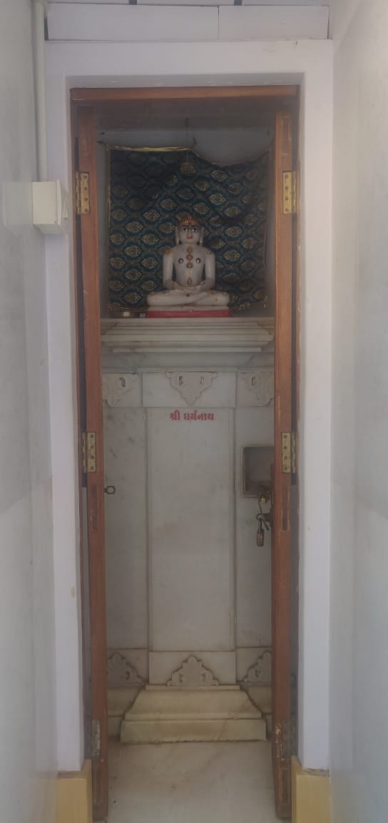 Shri Shantinath Jinalaya, Old Dhatia Falia, Bhuj, District-Kachchh (Gujarat) image 6