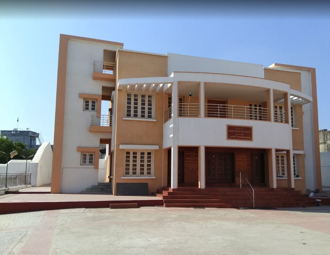 Shri Sumatinath Jain Derasar, (Umeta Jain Tirth), Umeta, District-Anand (Gujarat) image 8