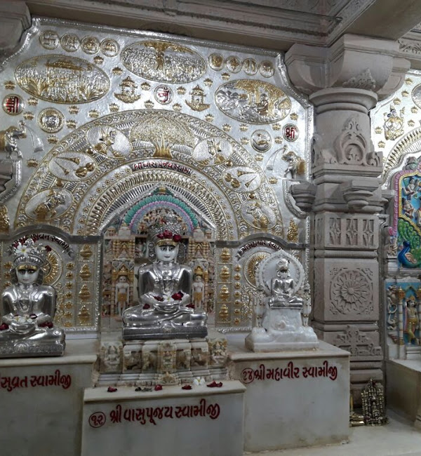 Shri Vasupujya Swami Jain Derasar, Bamroli Road Area, Godhra, District-Panchmahal (Gujarat) image 2
