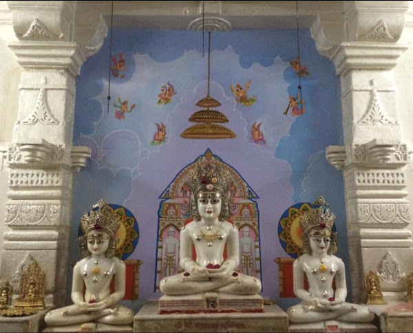 Navgraha Aaradhnadham Jain Derasar, Bapunagar Society, Godhra, District-Panchmahal (Gujarat) thumbnail 3